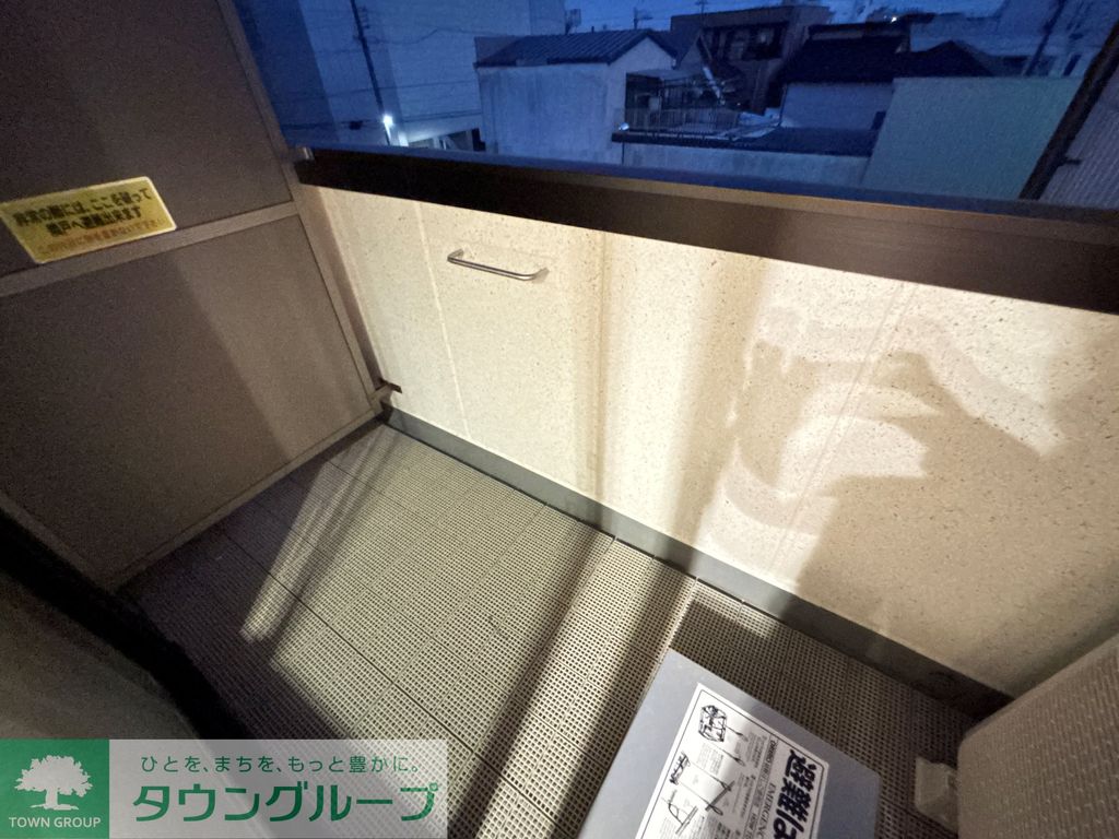 バルコニー　バルコニー