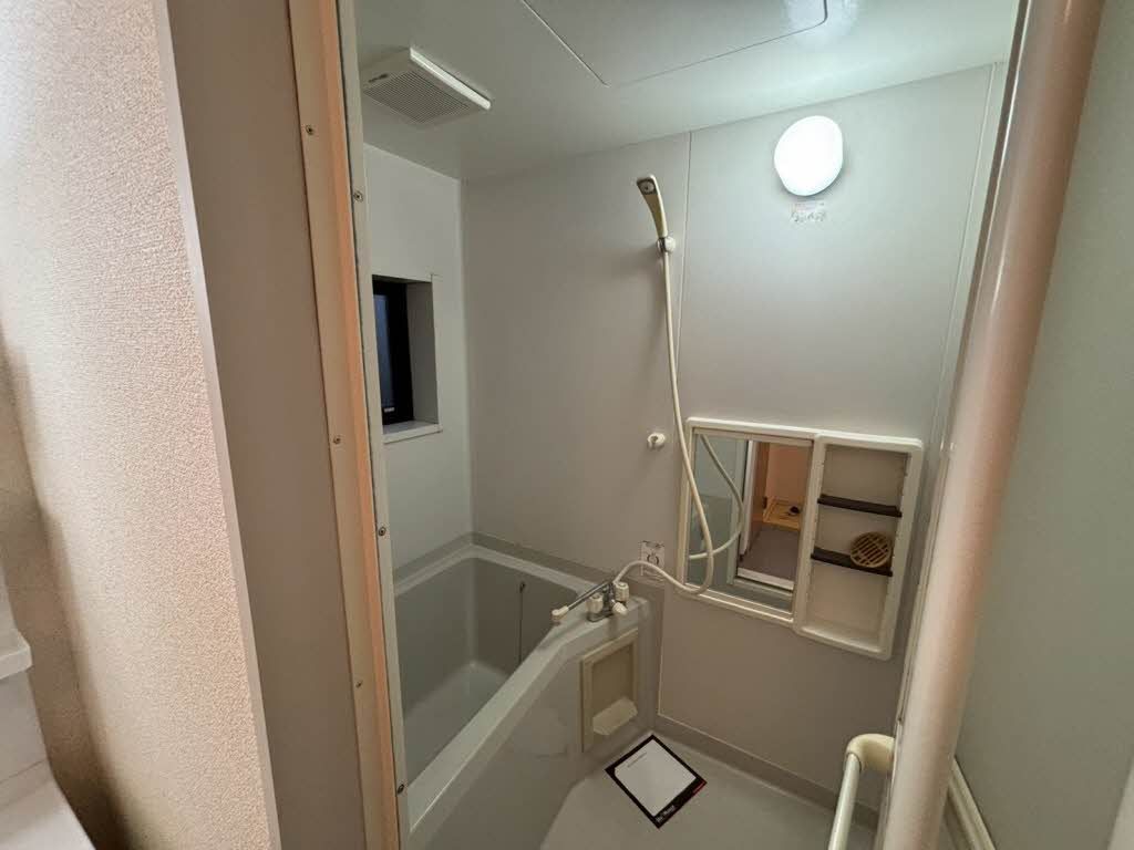 バス・シャワールーム　浴室