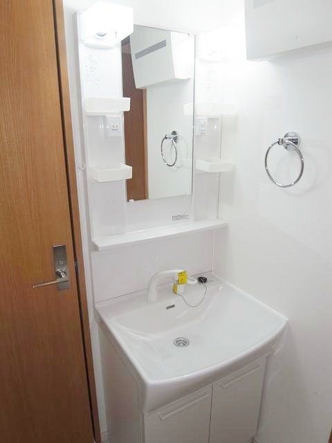 洗面設備　お部屋探しは株式会社　タウンハウジング　までお気軽にお問合…