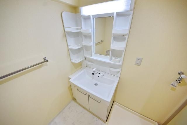 洗面設備　別部屋参考写真