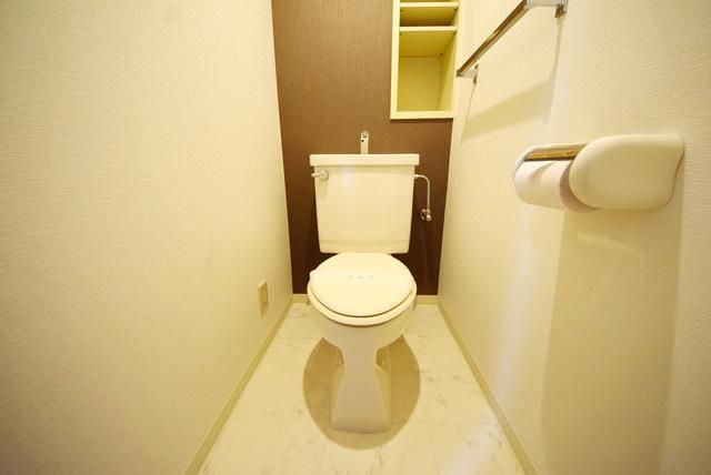 トイレ　別部屋参考写真