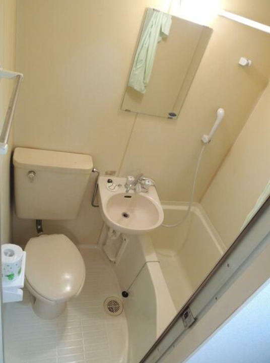 バス・シャワールーム　別部屋参考写真