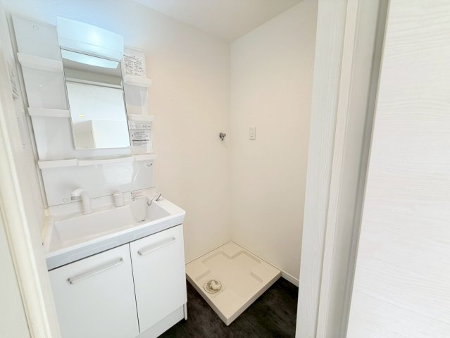洗面設備　※同物件同室タイプの写真でございます※現況を優先します※