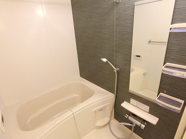 バス・シャワールーム　★浴室追焚・乾燥機付き★