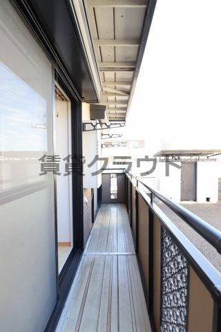 バルコニー　バルコニー付きです