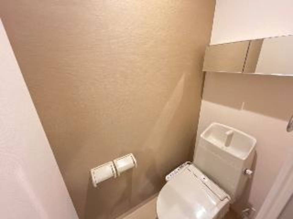 トイレ　トイレ