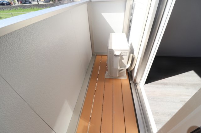 バルコニー　105 バルコニー
