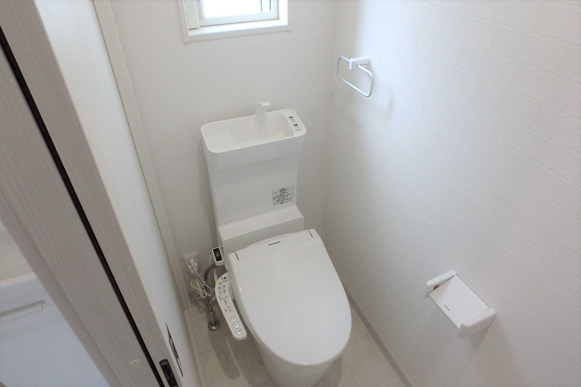トイレ　ウォシュレット