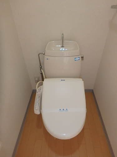 トイレ　温水洗浄便座♪