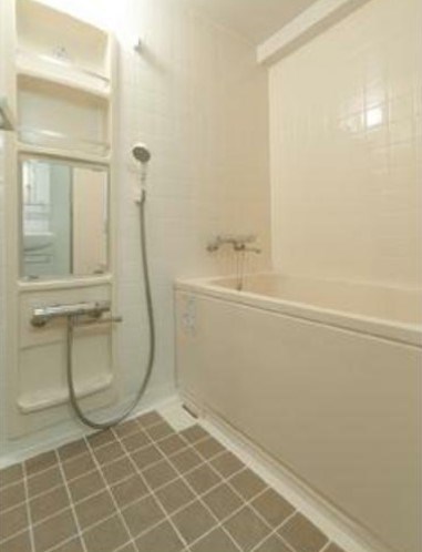 バス・シャワールーム　※別部屋写真