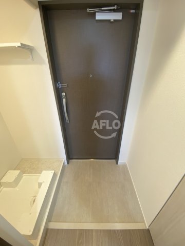 玄関　スプランディッド高井田　玄関