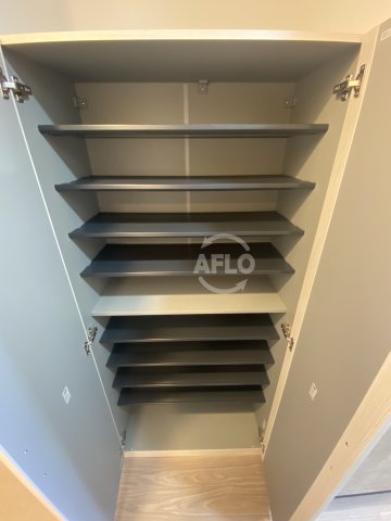 収納　スプランディッド高井田　シューズボックス