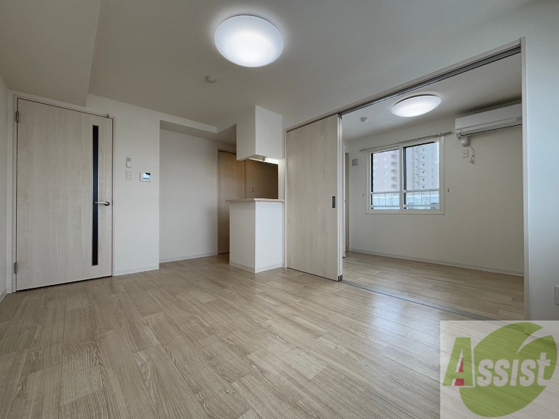 居室・リビング　広々としたリビングですね。使い勝手がよさそうですね！