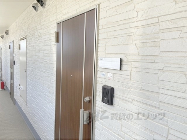 玄関　インターホン