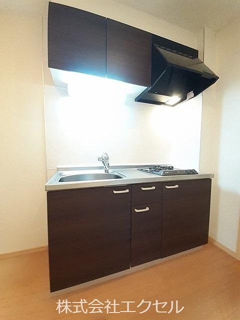 キッチン　２口ガスコンロ付のキッチンです。