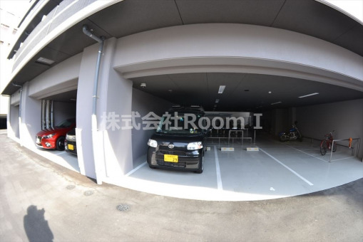 駐車場　駐車場完備です