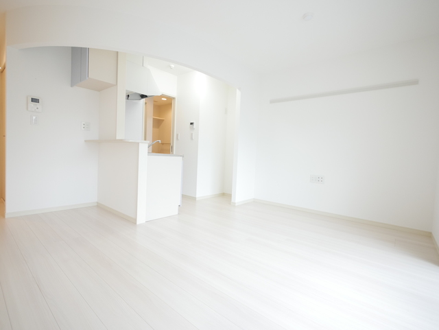 居室・リビング　★アーチ形のデザインがオシャレですね★