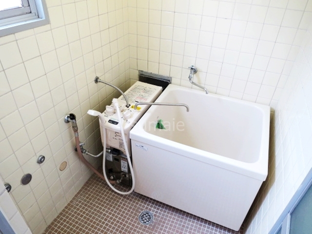 バス・シャワールーム　追い炊き可能★