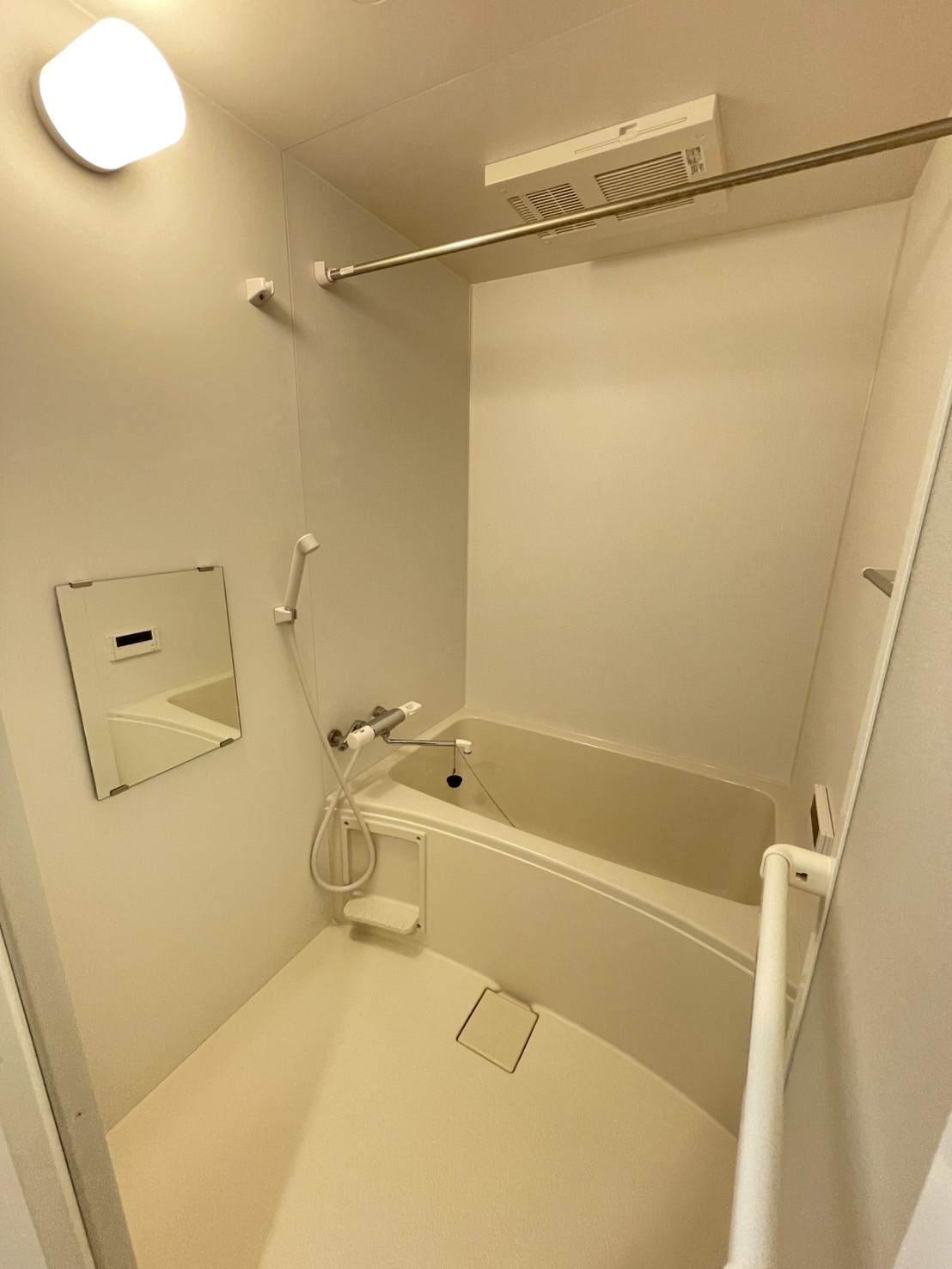 バス・シャワールーム　※他号室　参考までにご確認下さい