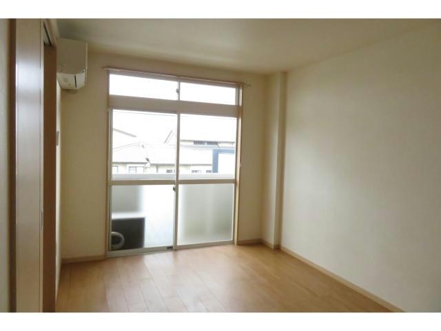 居室・リビング　洋室西側