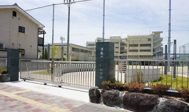 その他　沖洲小学校（その他）まで800m