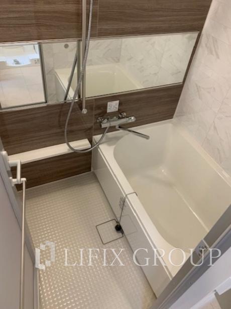 バス・シャワールーム　風呂