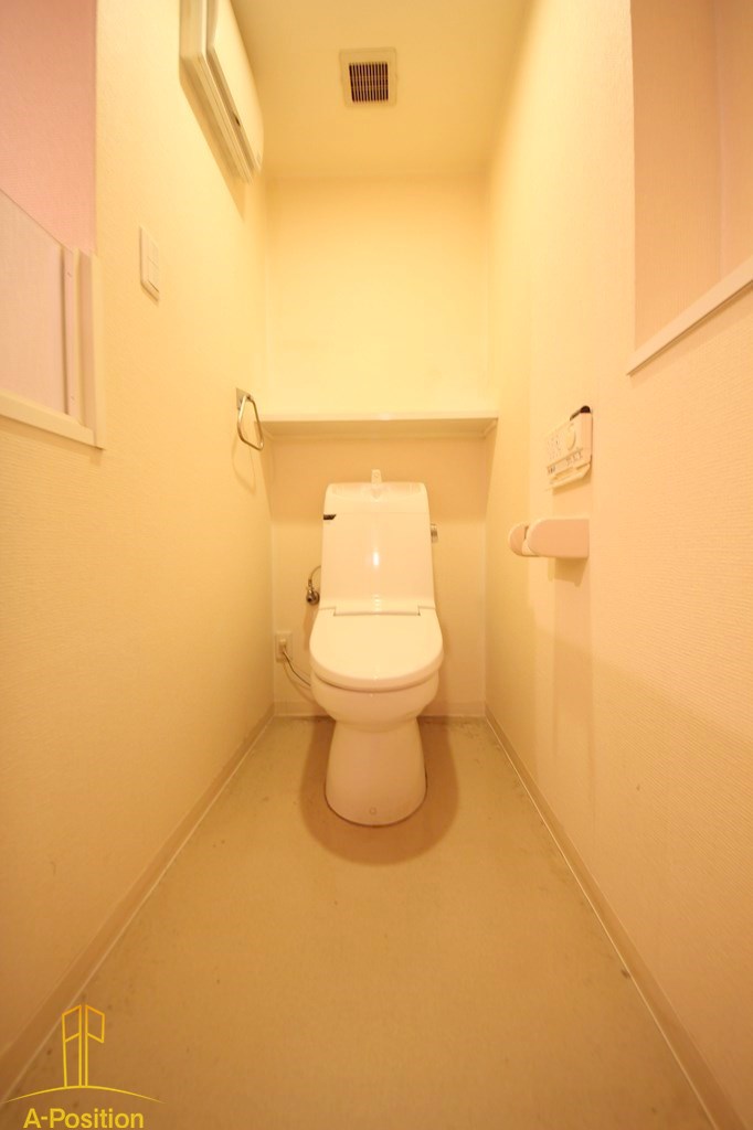 トイレ　ヴィレッジリバー天神橋