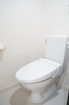 トイレ　落ち着いたトイレです