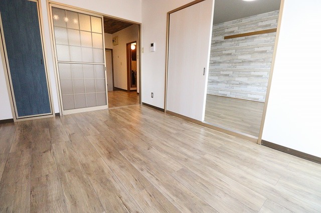 洗面設備　※リフォーム前の写真です※