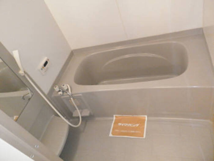 バス・シャワールーム　追い炊き機能・浴室乾燥機付きで便利！