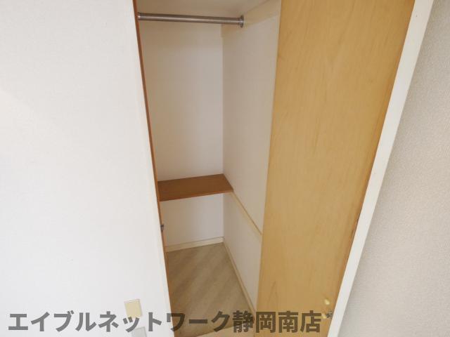 収納　十分な収納スペースがあります