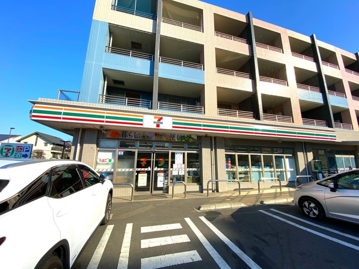 コンビニ　セブンイレブン 横浜長津田みなみ台店（コンビニ）まで429m