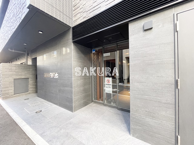 エントランス　帰りが楽しみになる重厚感あるエントランスです♪