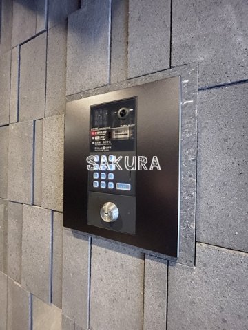 セキュリティ　不審者、勧誘員をシャットアウトできるオートロックです♪