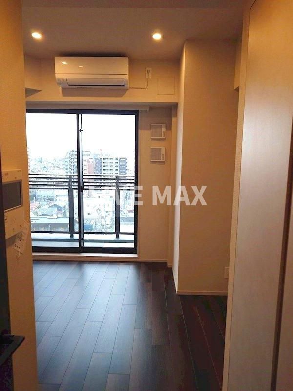 居室・リビング　別号室参考写真