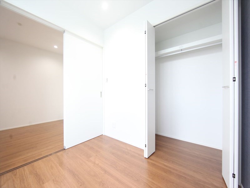 その他部屋・スペース　洋室3.4帖　クローゼット付（収納充実してます）