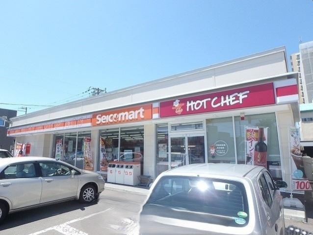 コンビニ　セイコーマート二十四軒３条（コンビニ）まで99m