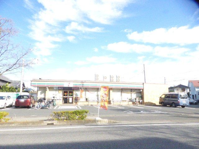 コンビニ　セブンイレブン 越谷恩間中道店（コンビニ）まで573m