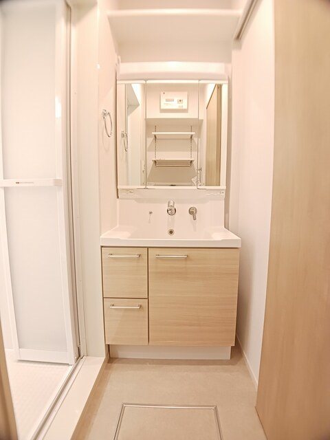 洗面設備　洗髪洗面化粧台