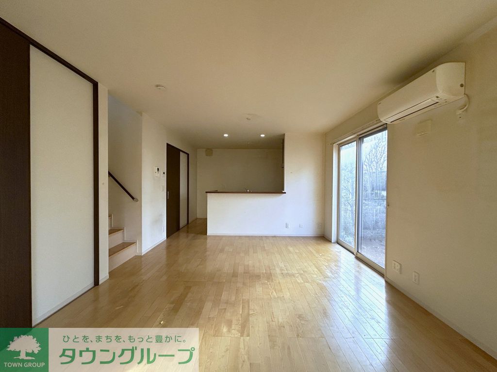 居室・リビング　LDK約17.0帖※退去済み。クリーニング前（クロス張替予…