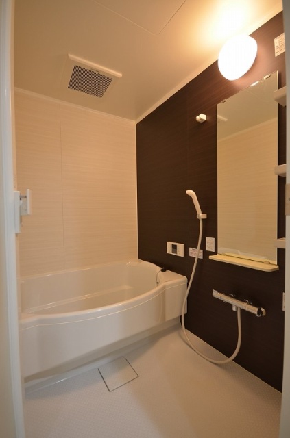 バス・シャワールーム　別号室の写真です。