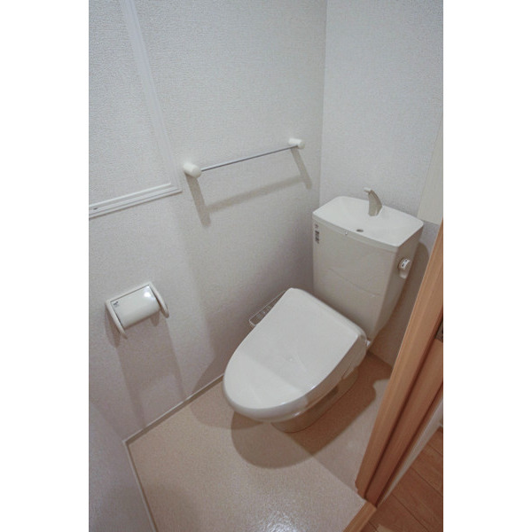 トイレ　同じ建物の別の部屋