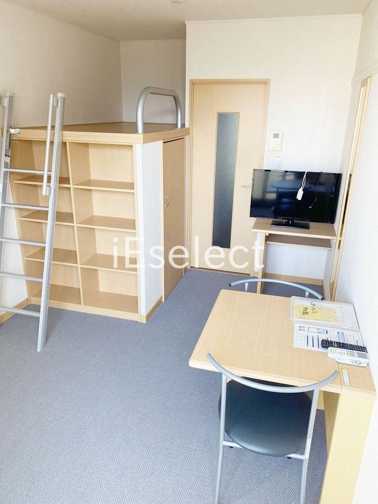 その他部屋・スペース　テーブル付きで、テレワーク・勉強できますね♪