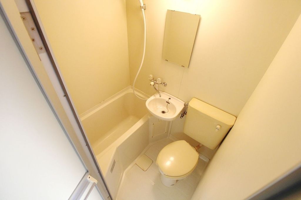 バス・シャワールーム　バス