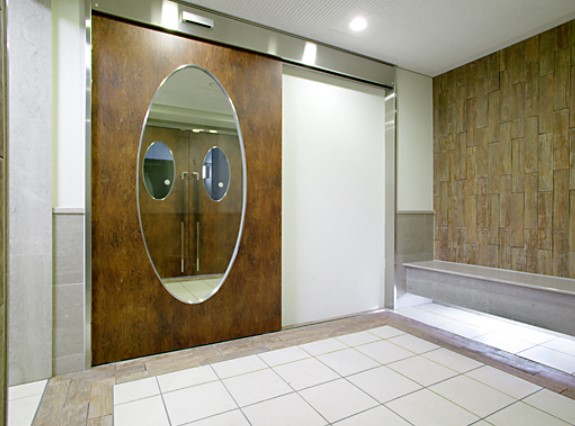 エントランス　☆きれいなエントランス☆