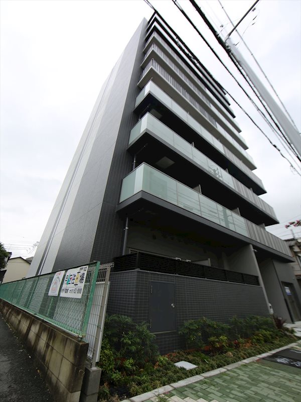 建物外観　外観　宅配ＢＯＸ　防犯カメラ　オートロック