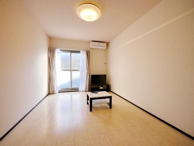 居室・リビング　居室