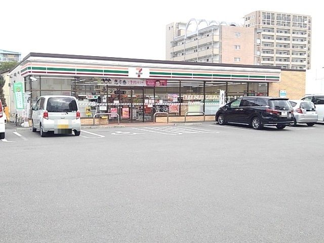 コンビニ　セブンイレブン小郡祇園１丁目店（コンビニ）まで600m