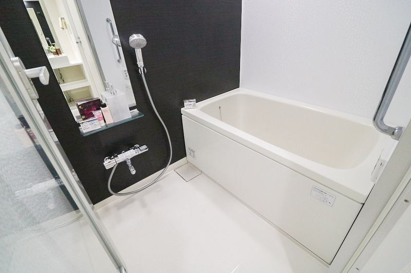 バス・シャワールーム　バス