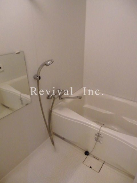 バス・シャワールーム　追い焚き・浴室乾燥機付き